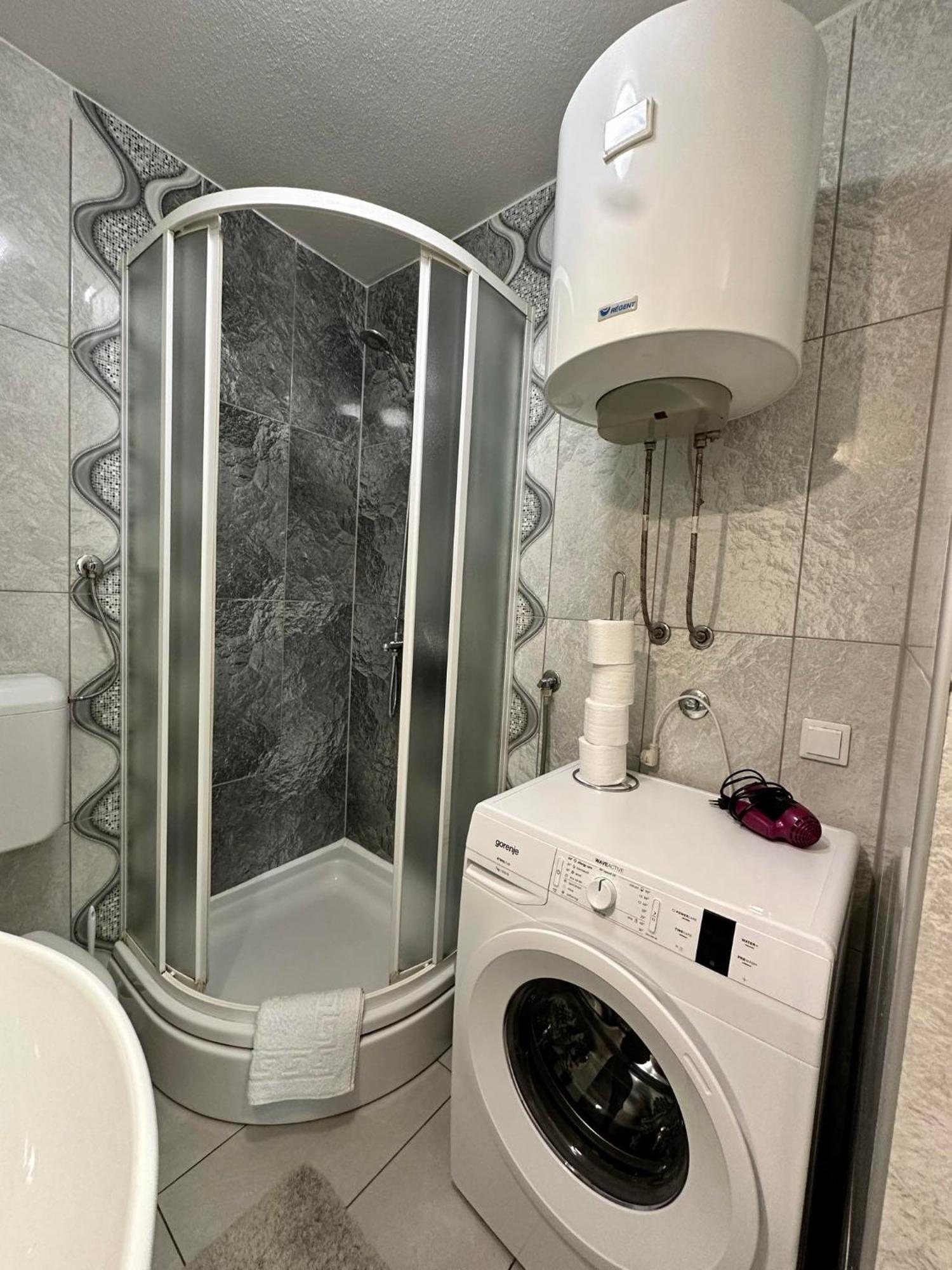 Apheartments Apartment Сараево Екстериор снимка