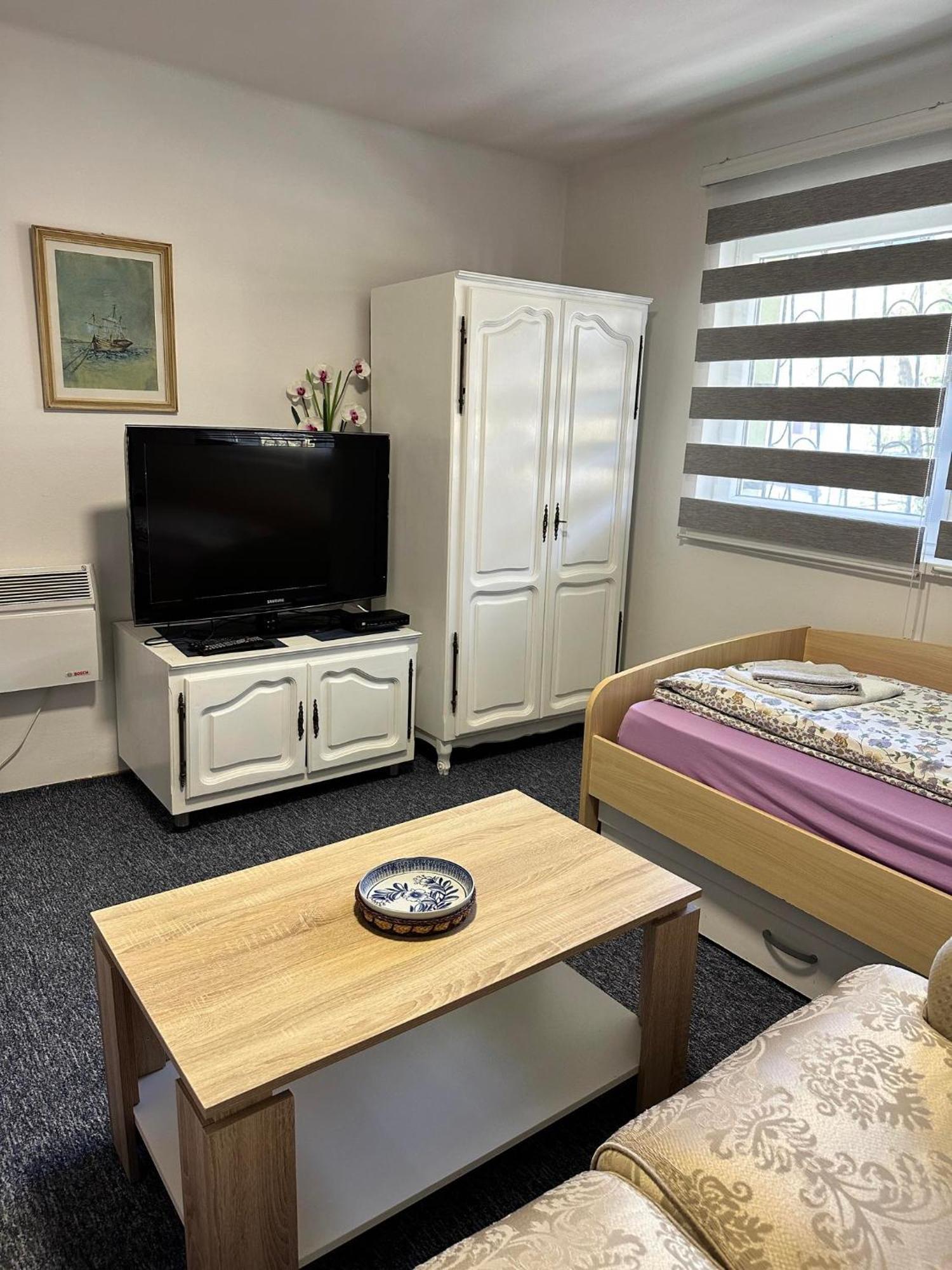 Apheartments Apartment Сараево Екстериор снимка
