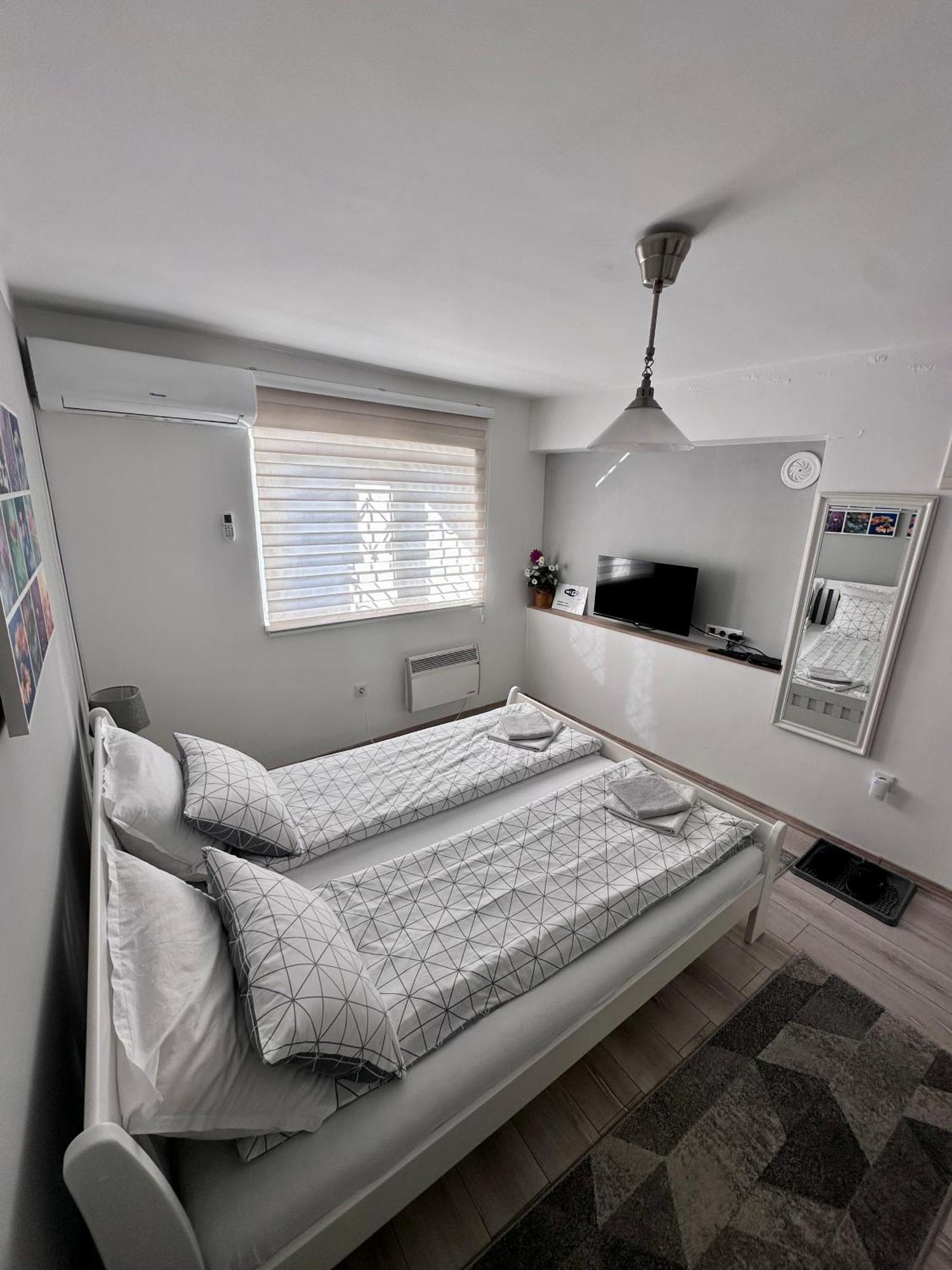 Apheartments Apartment Сараево Екстериор снимка