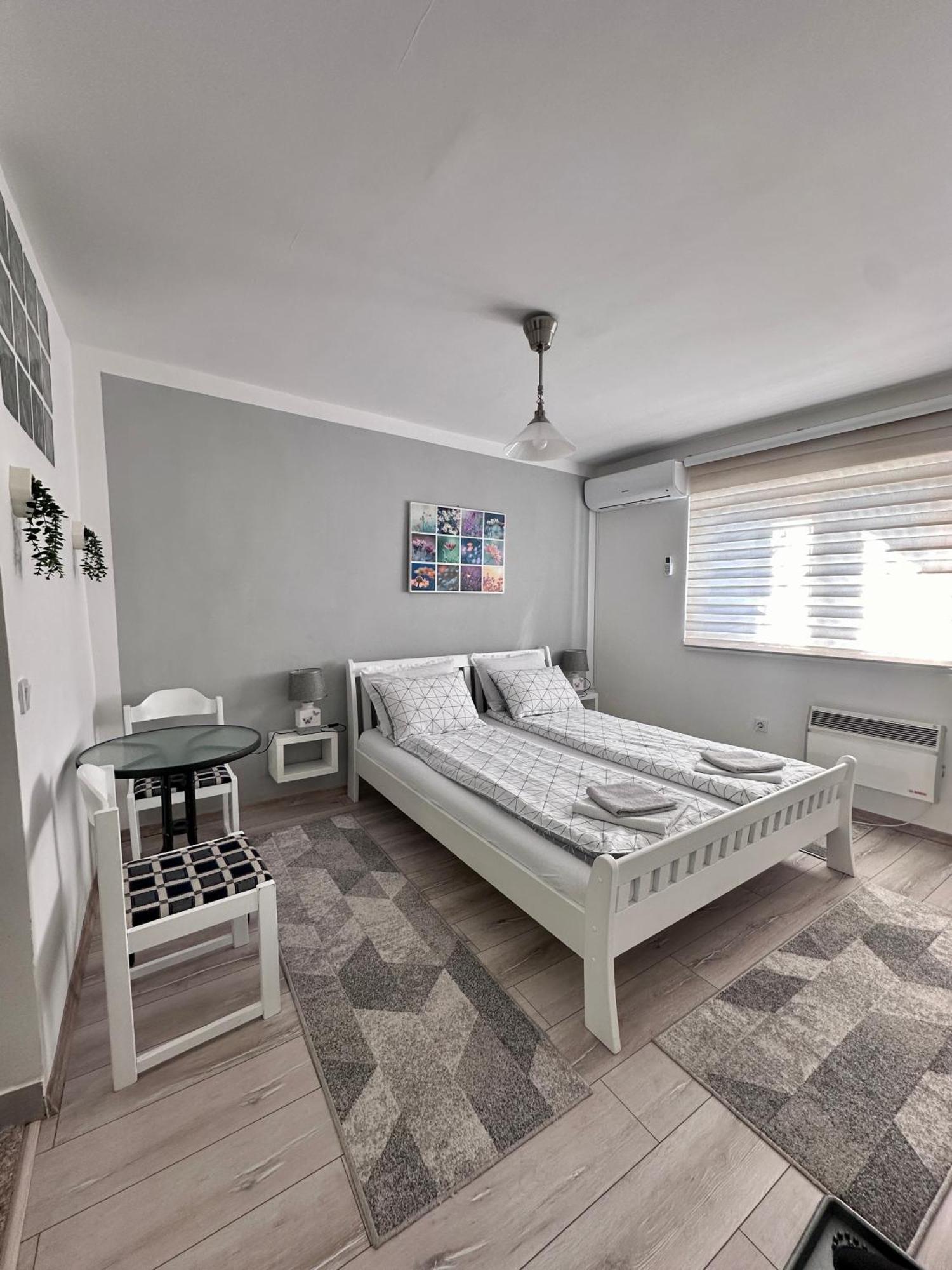 Apheartments Apartment Сараево Екстериор снимка